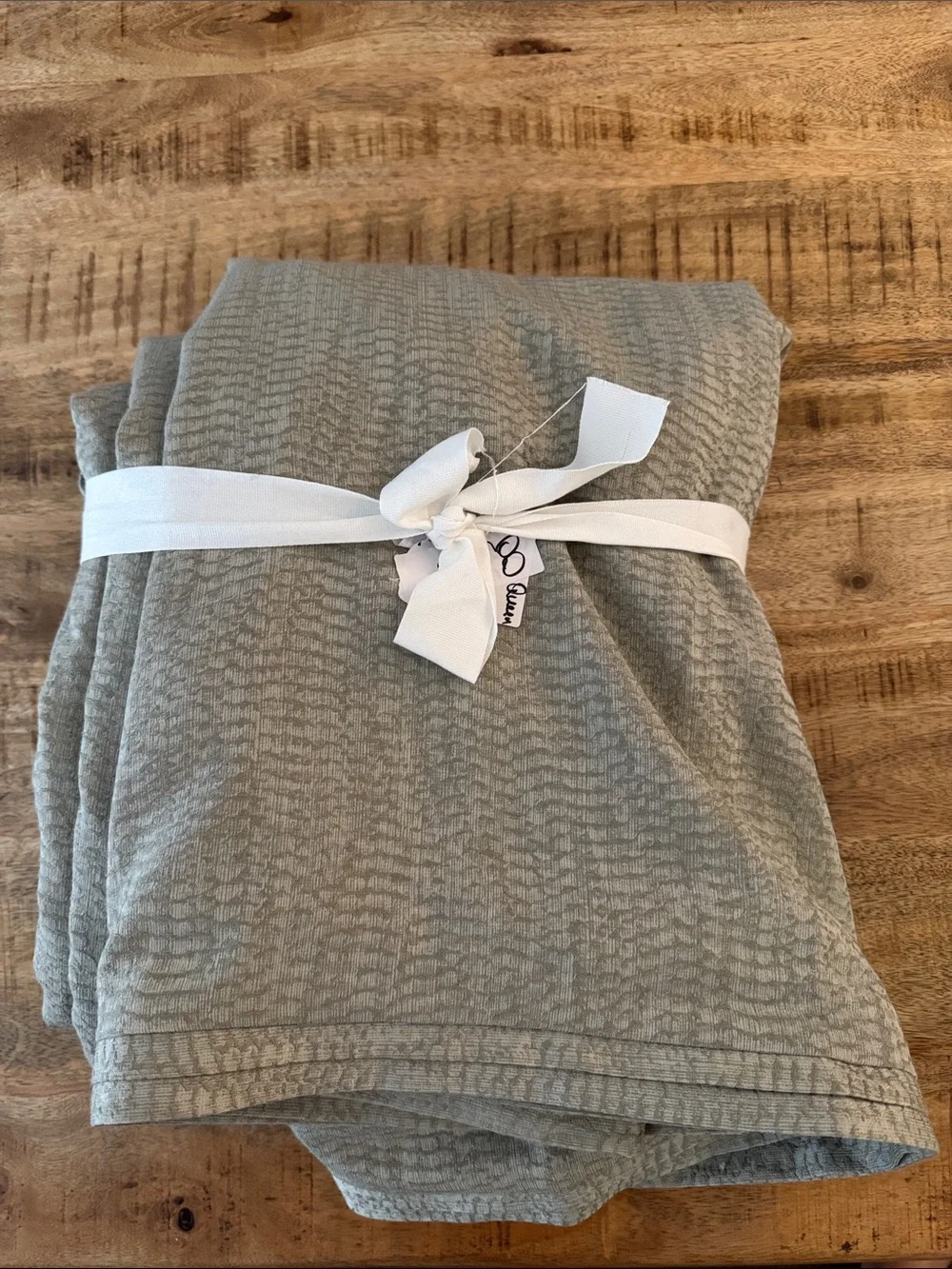 Hotel Collection soft gray
